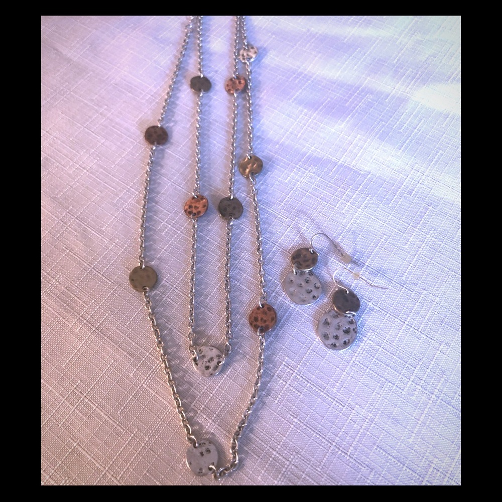 Premier Designs Necklace with Matching Earrings